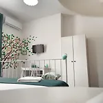Bed and Breakfast Hello World Αγκριτζέντο