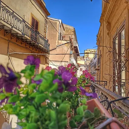 Hello World Bed and Breakfast Αγκριτζέντο