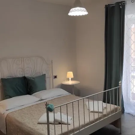 Bed & Breakfast Hello World 3*