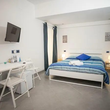 Couette-café Hello World Agrigente