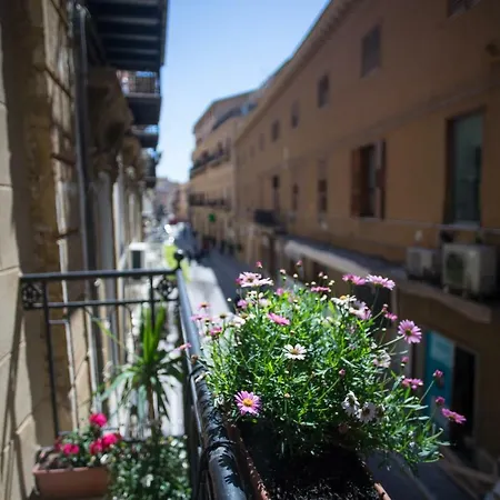 Frühstückspension Hello World 3*